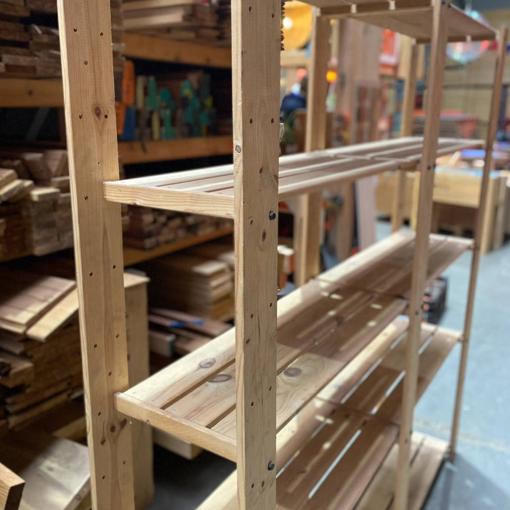 houten kast (st)