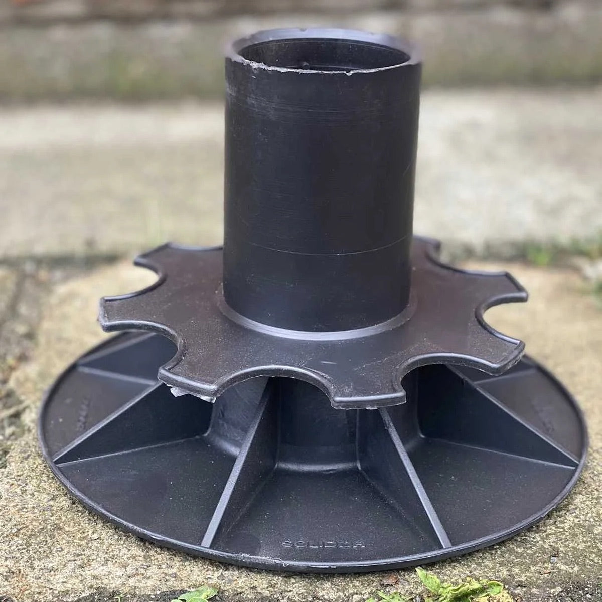 Plastic terrasdrager