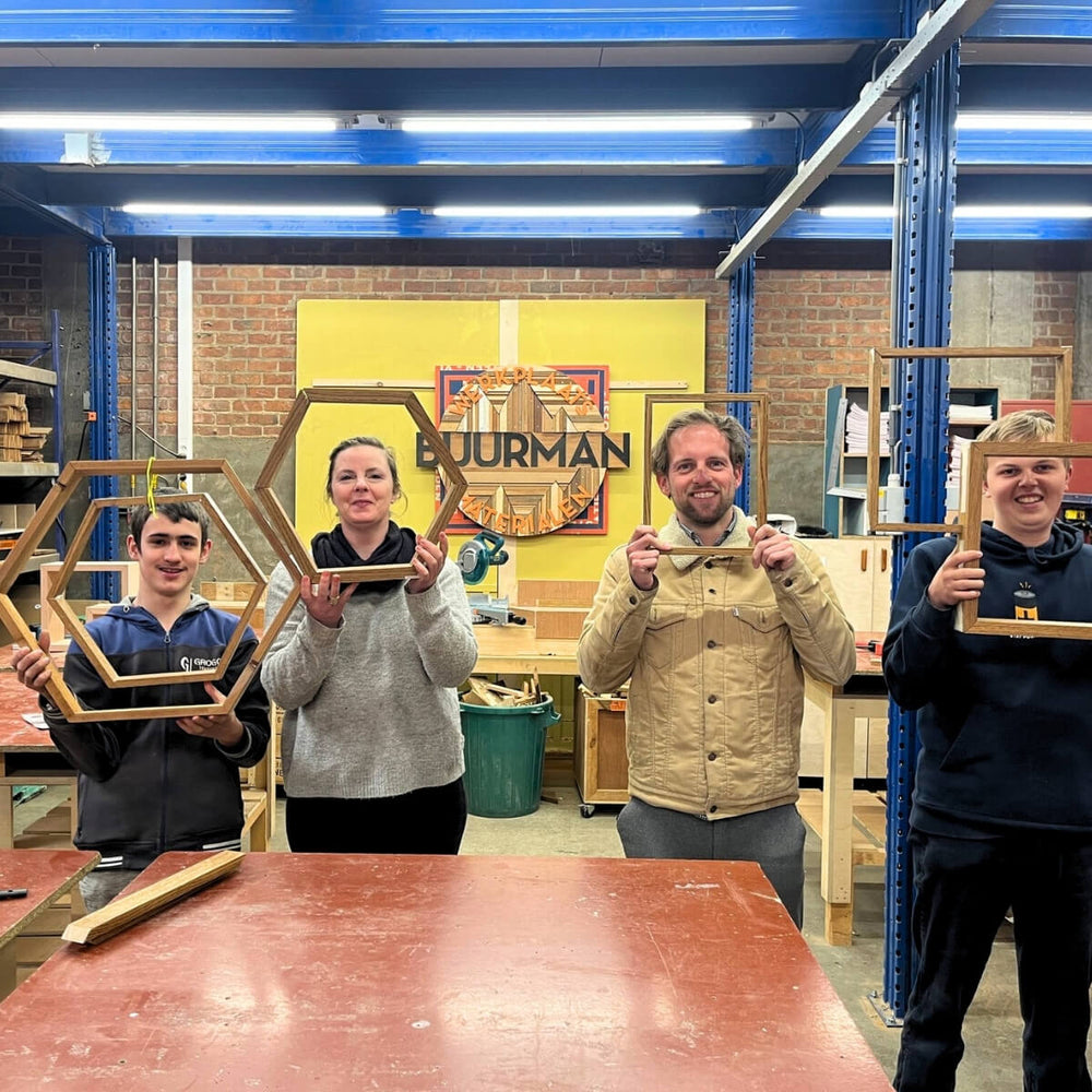 GEOMETRIC SHELVES - HALVE DAG WORKSHOP